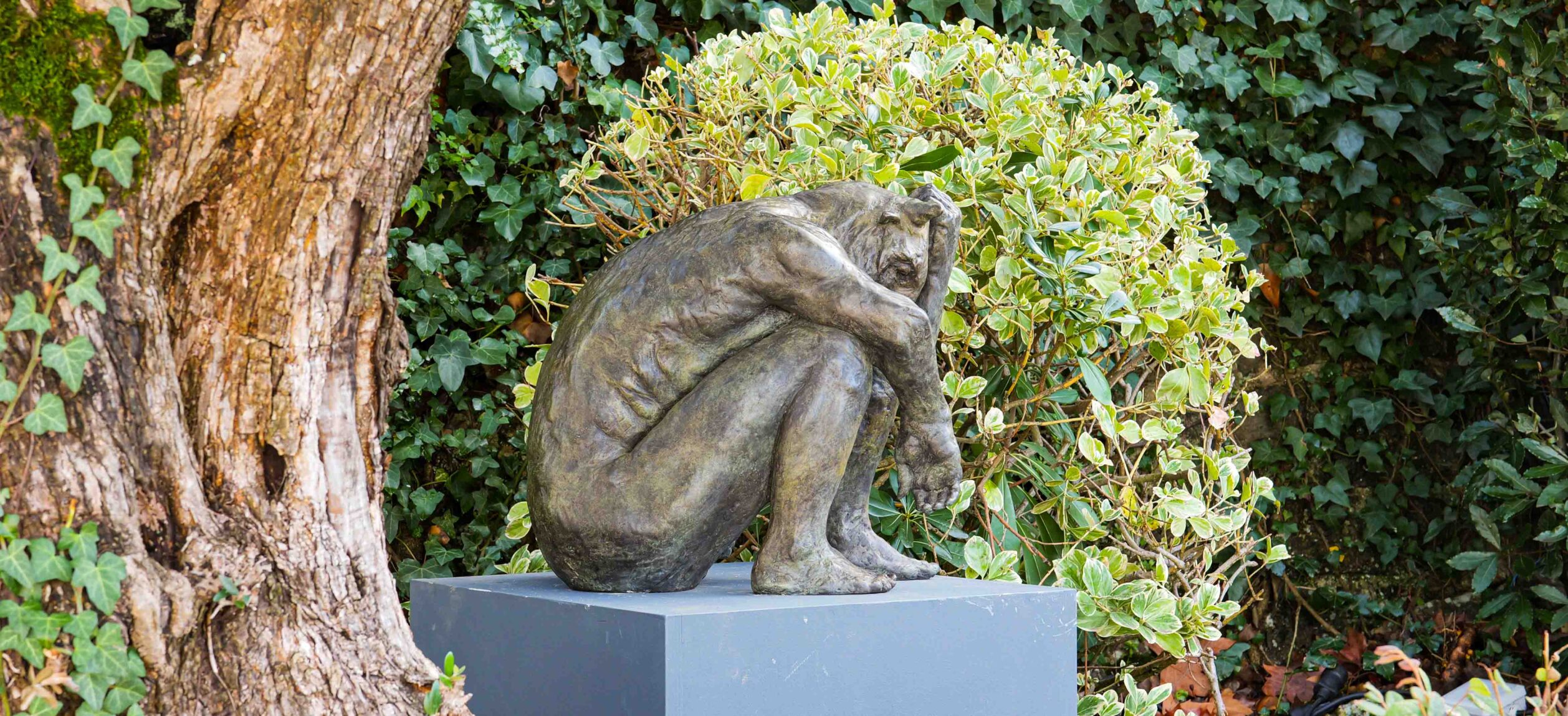 Minotaur holding horn - bronze - Beth Carter